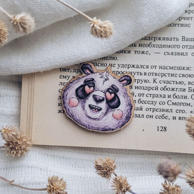 Badge " Panda is in love", Wood