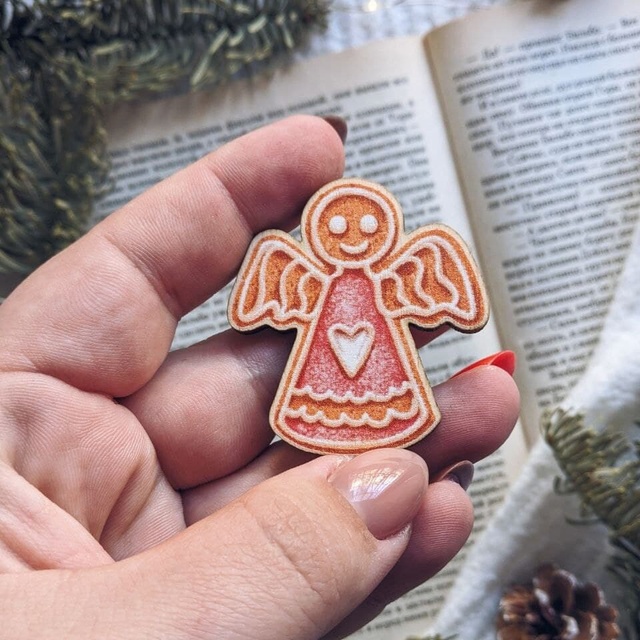 Badge " Gingerbread angel", Wood