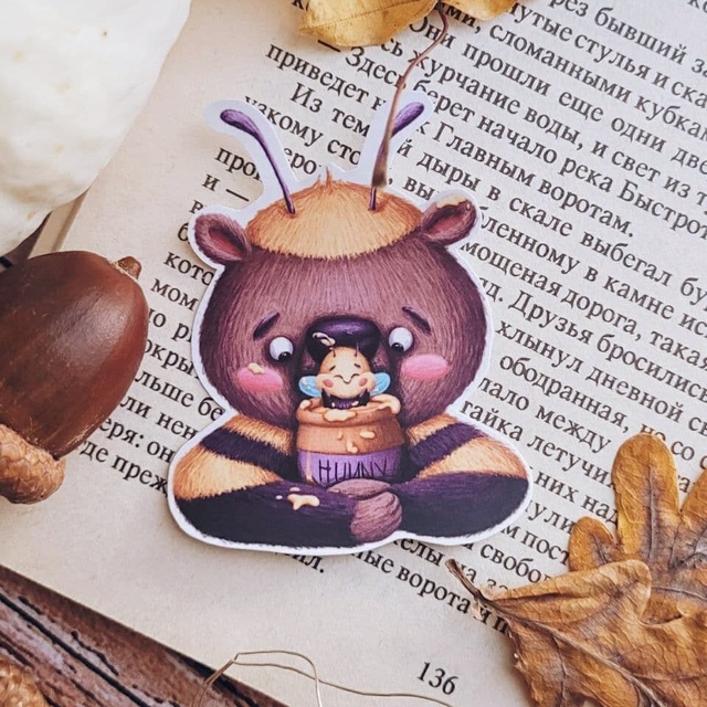 Стікер "Ведмедик з горщиком меду", Самоклеючий папір з матовою ламінацією