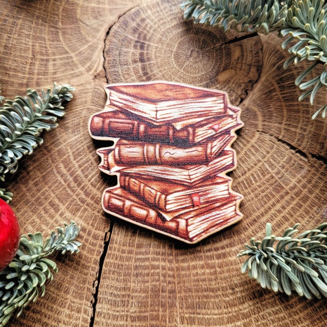 Badge "Dragons and books 4", Wood
